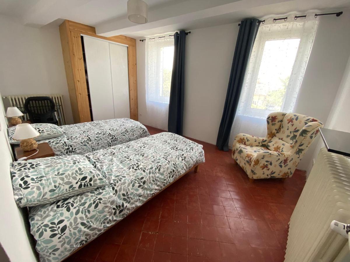 Les Volets Bleus Villa Malaucène Exteriör bild