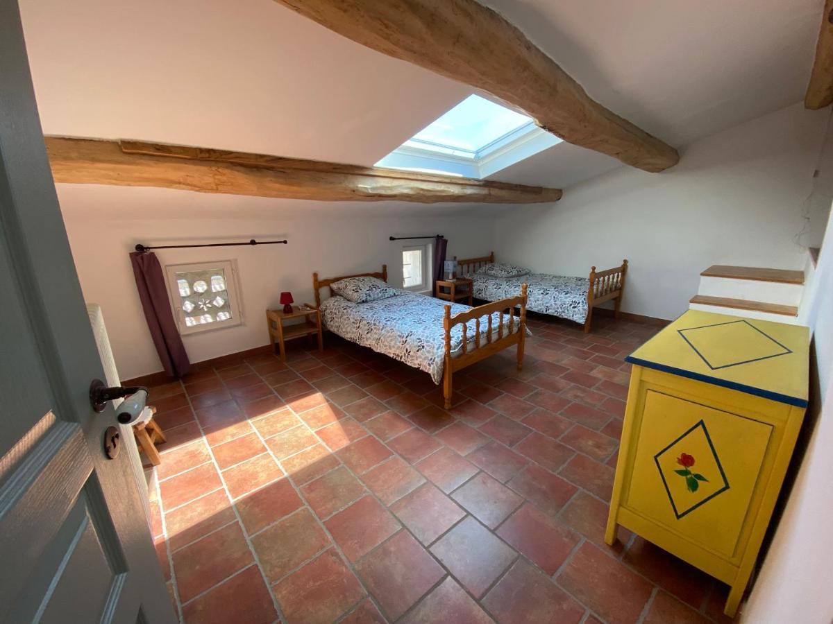 Les Volets Bleus Villa Malaucène Exteriör bild